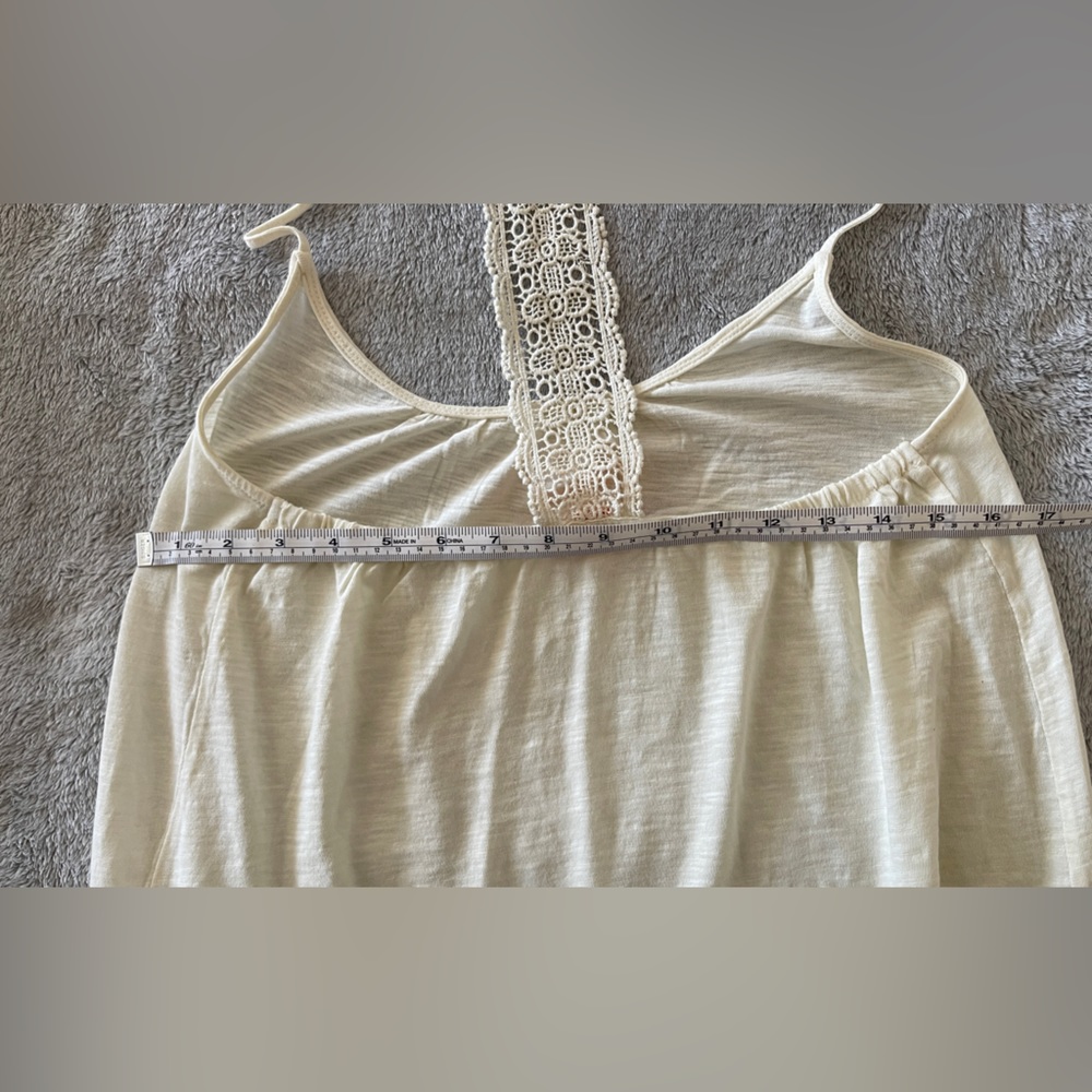 Joe Fresh Cream Crochet Razor Back Tank - XS - Picture 4 of 7